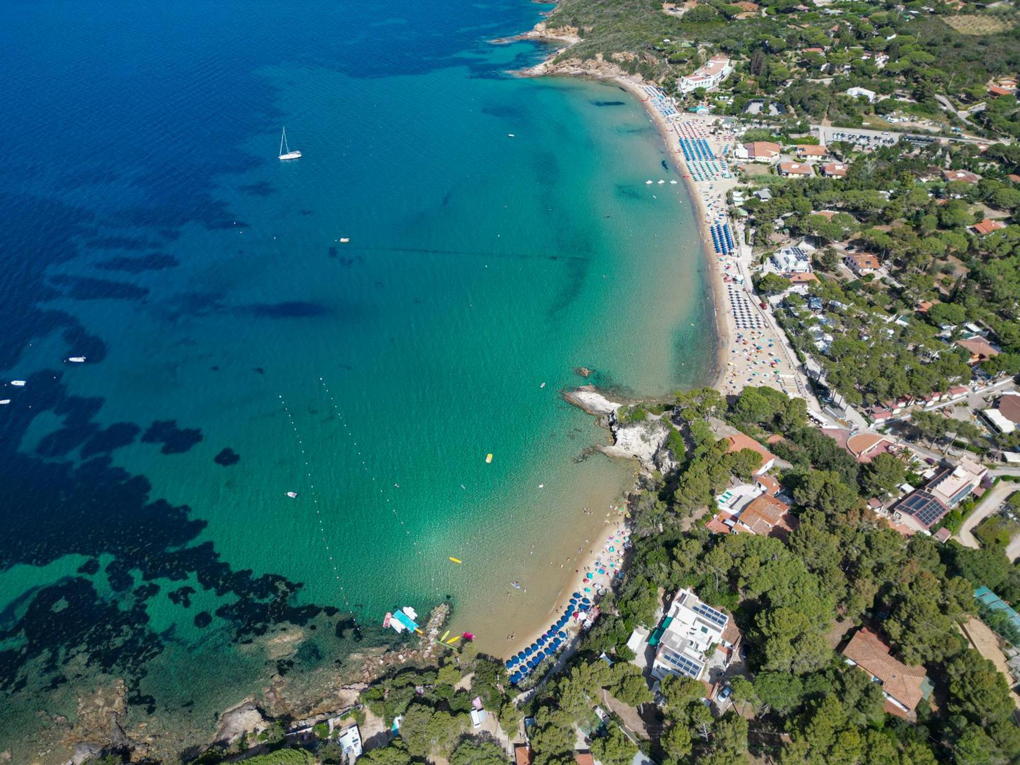 Camping Village Le Calanchiole Capoliveri Kültér fotó